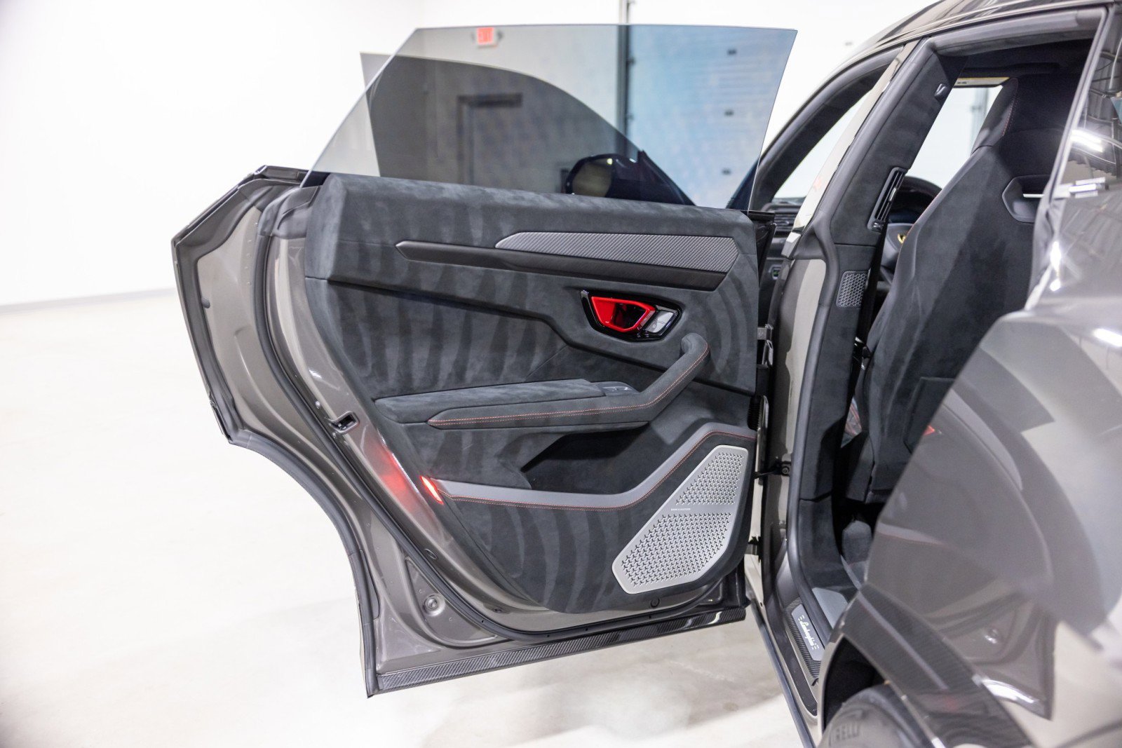 Used 2023 Lamborghini Urus Performante image 33