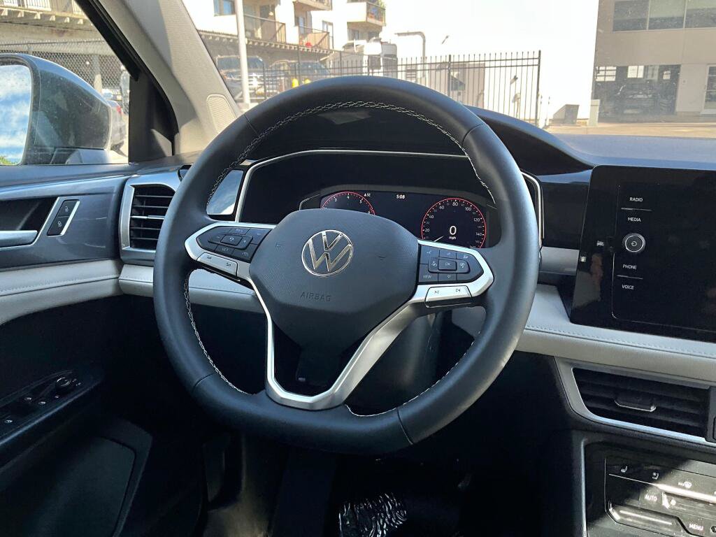New 2026 Volkswagen Taos SEL AWD/4WD image 20