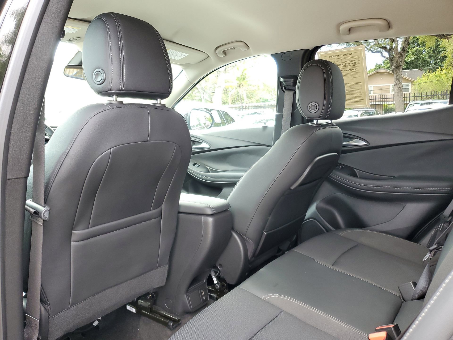 Used 2021 Buick Encore GX Preferred image 9