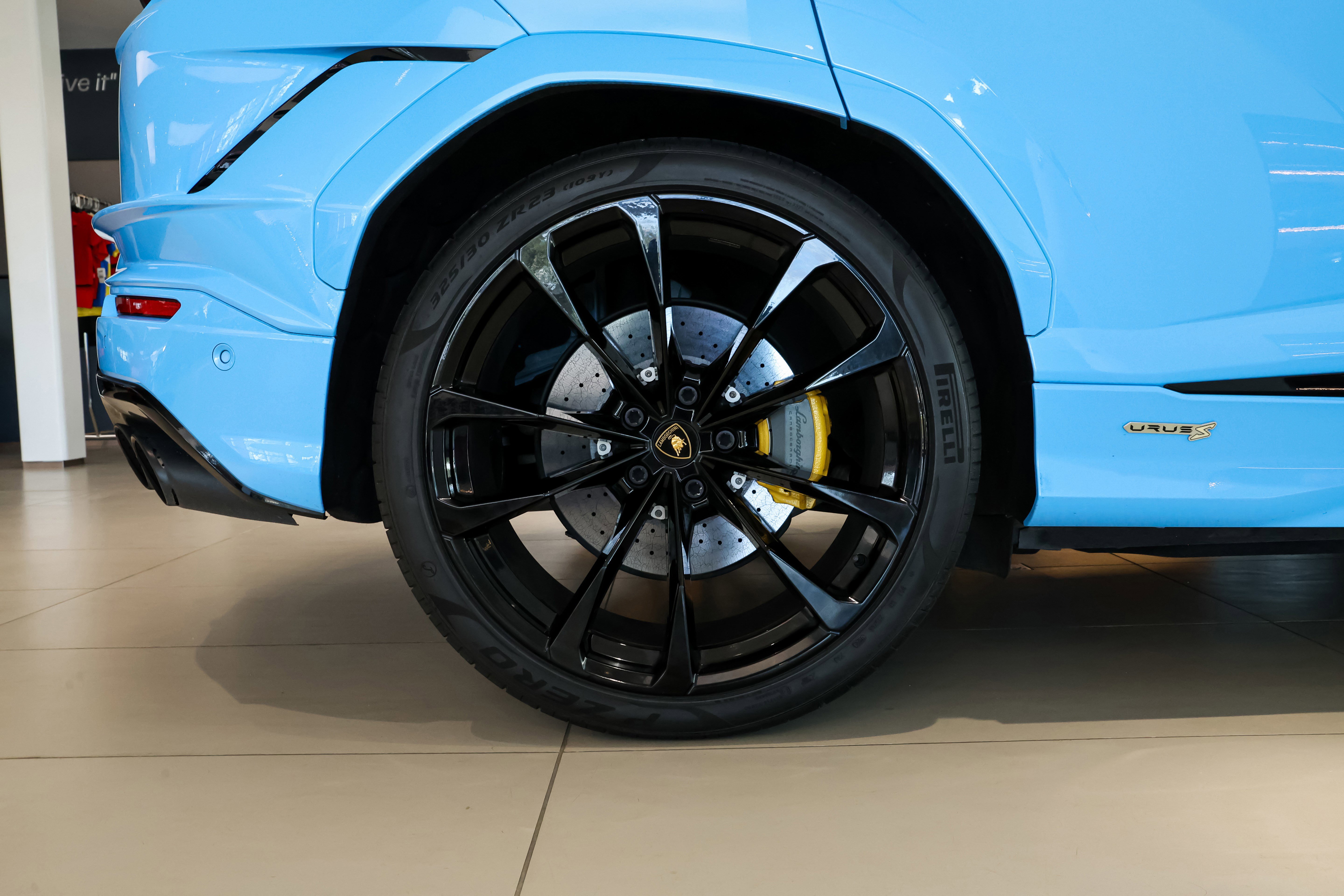 Used 2024 Lamborghini Urus S image 43