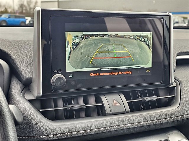 Used 2025 Toyota RAV4 XLE image 27