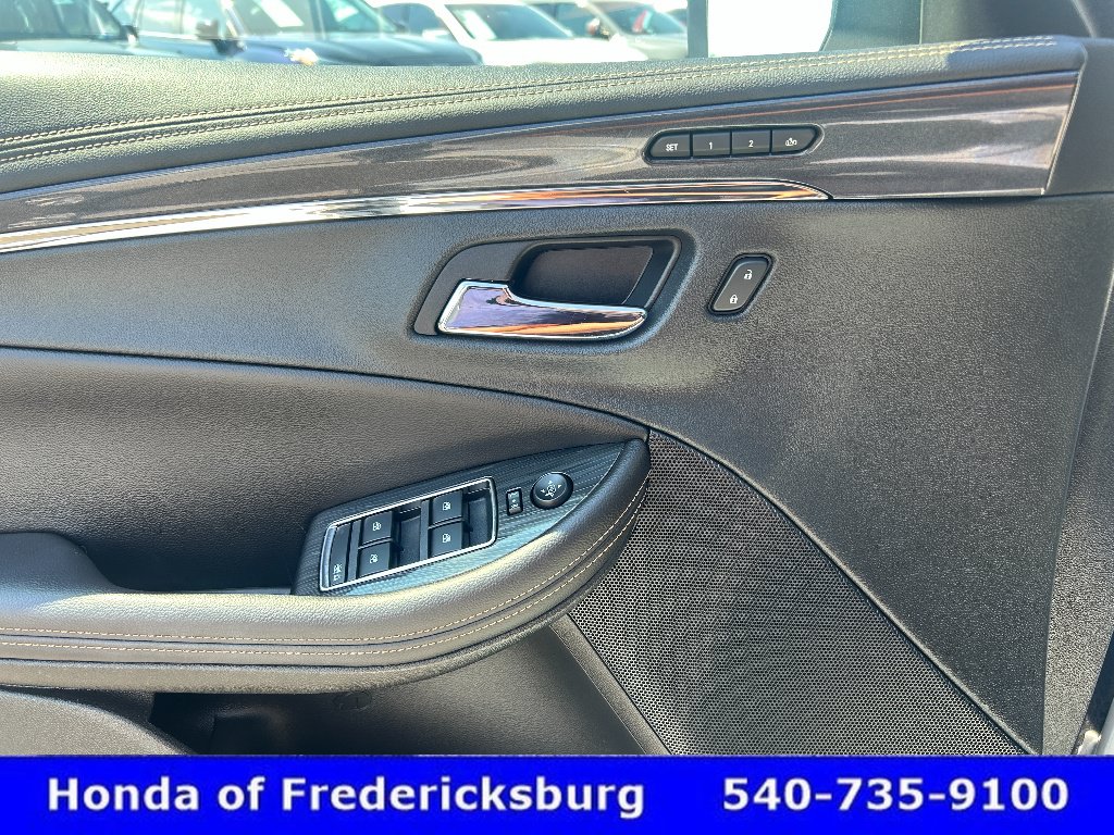 Used 2018 Chevrolet Impala Premier w/ Premier Convenience Package FWD image 27