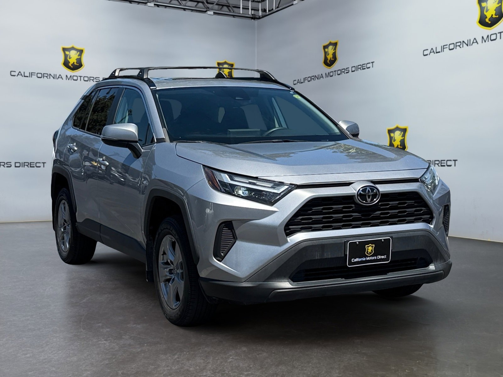 Used 2022 Toyota RAV4 XLE image 7
