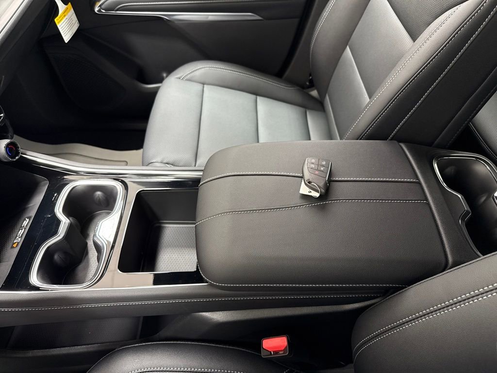 New 2026 Chevrolet Traverse LT w/ Midnight/Sport Edition image 36