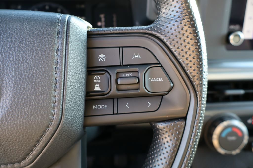 Used 2025 Toyota Tacoma TRD Sport image 14