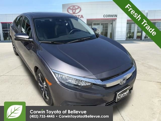 Used 2017 Honda Civic Touring image 1