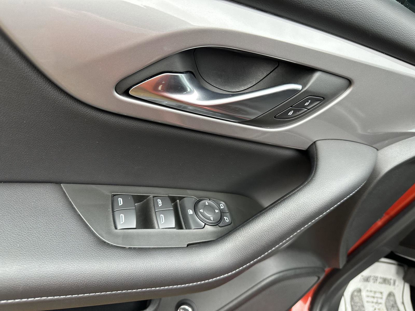 Used 2022 Chevrolet Blazer LT image 7