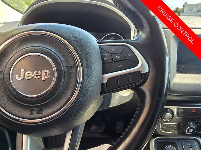 Used 2021 Jeep Compass Latitude w/ Mopar Graphics Package AWD/4WD image 14