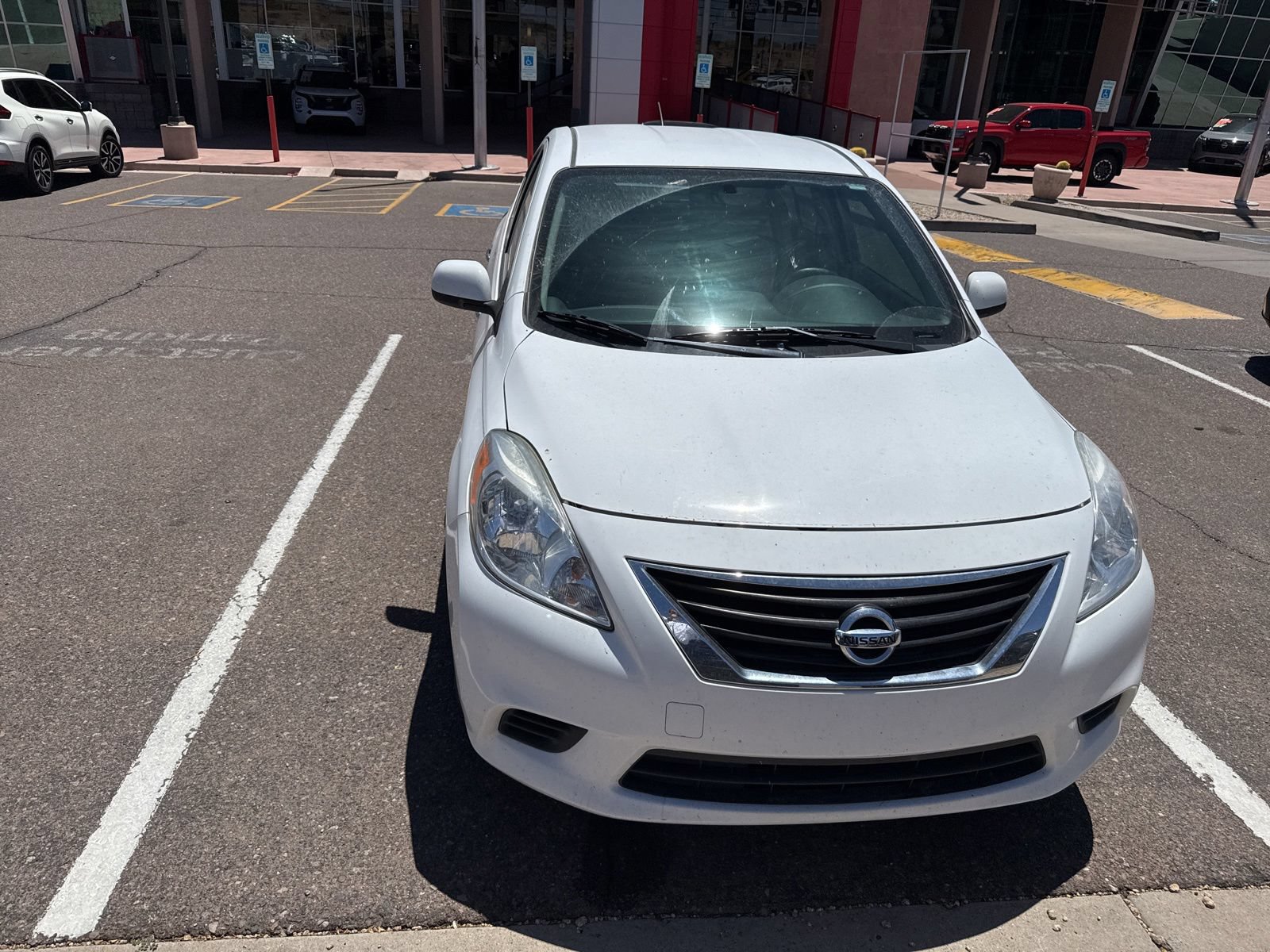 Used 2014 Nissan Versa SV w/ Convenience Package FWD image 6