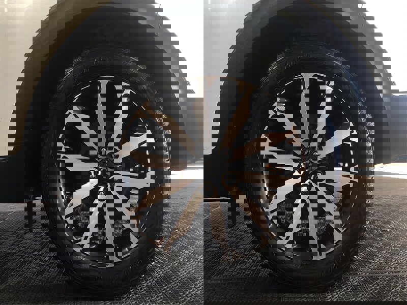 Used 2018 Kia Sportage EX image 18