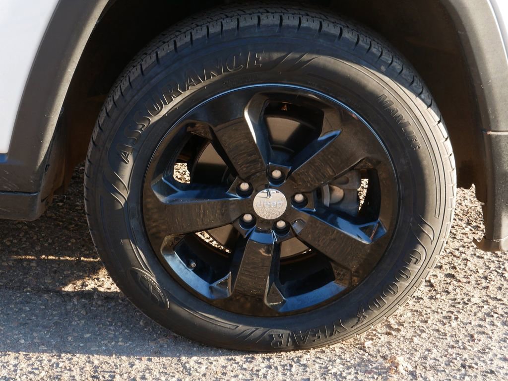 Used 2018 Jeep Compass Latitude w/ Popular Equipment Group image 7