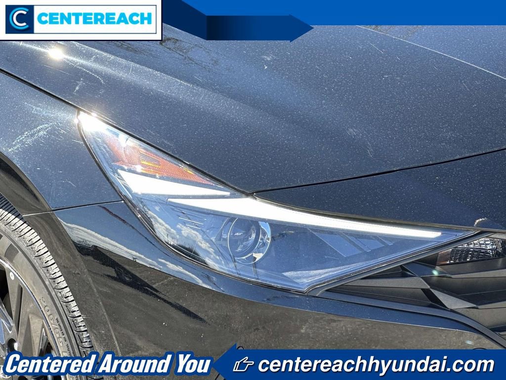 Used 2023 Hyundai Elantra SEL FWD image 7