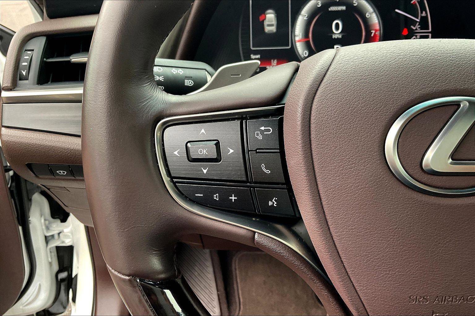 Used 2021 Lexus ES 250 w/ Luxury Package image 20