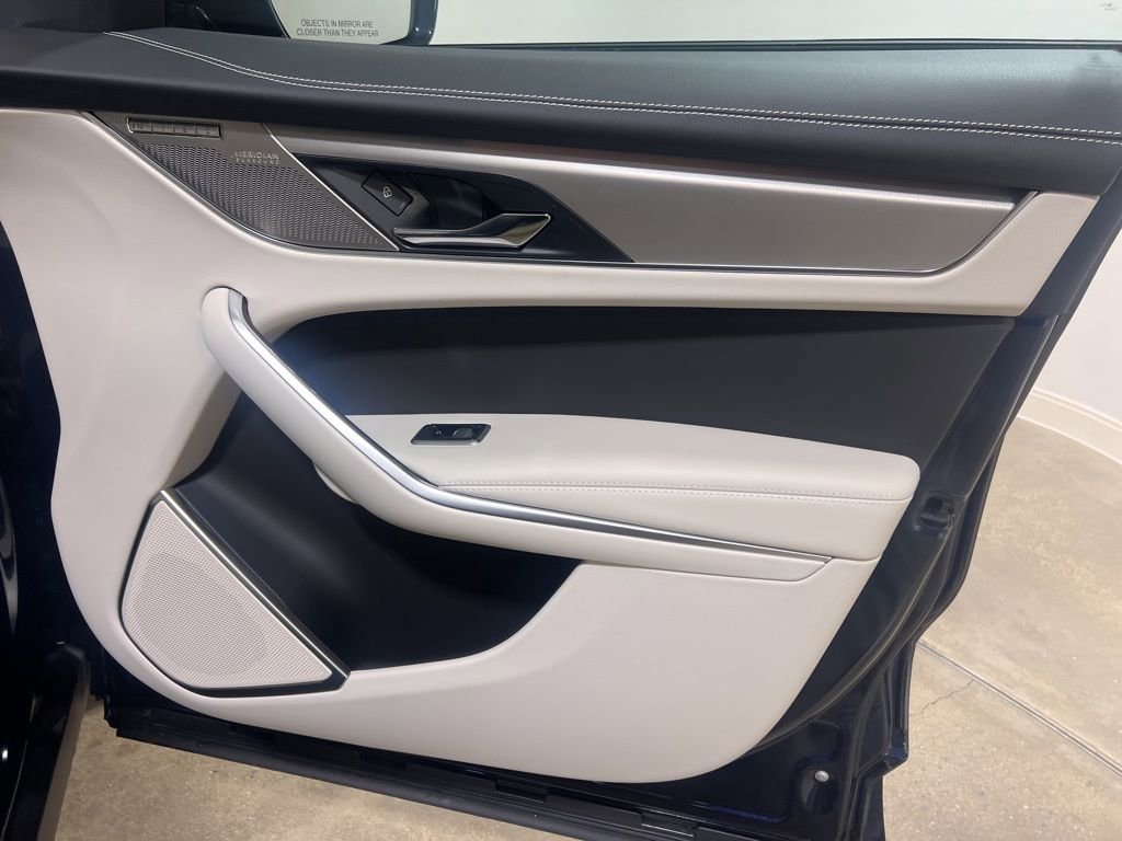 New 2026 Jaguar F-PACE R-Dynamic S image 23