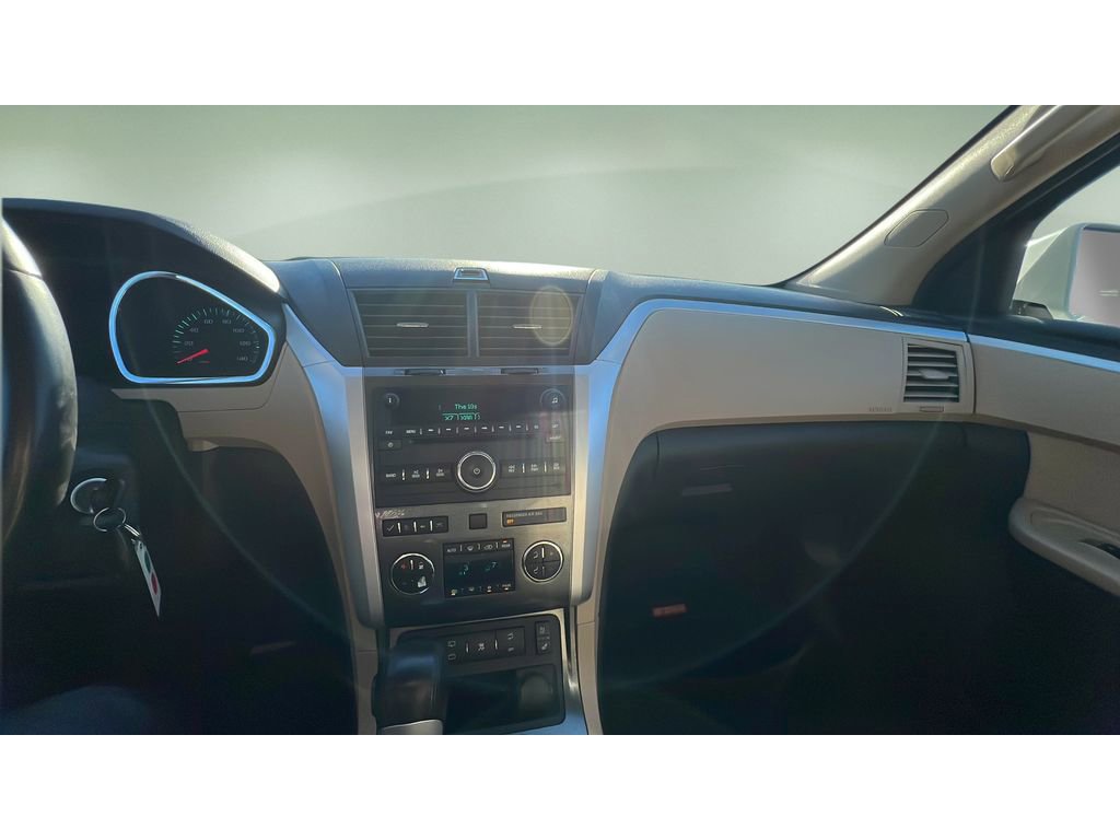 Used 2012 Chevrolet Traverse LTZ AWD/4WD image 17