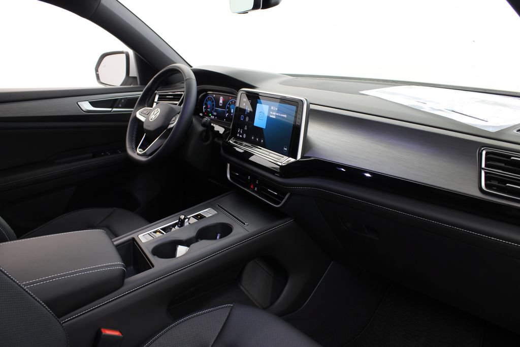 New 2026 Volkswagen Atlas Cross Sport SE FWD image 23