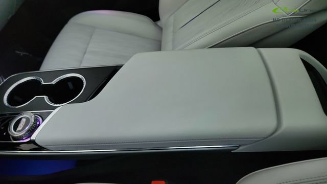 Used 2025 Cadillac Lyriq Luxury w/ LPO, Floor Liner Package RWD image 50