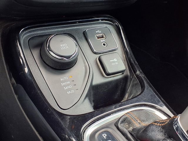 Used 2018 Jeep Compass Limited image 10