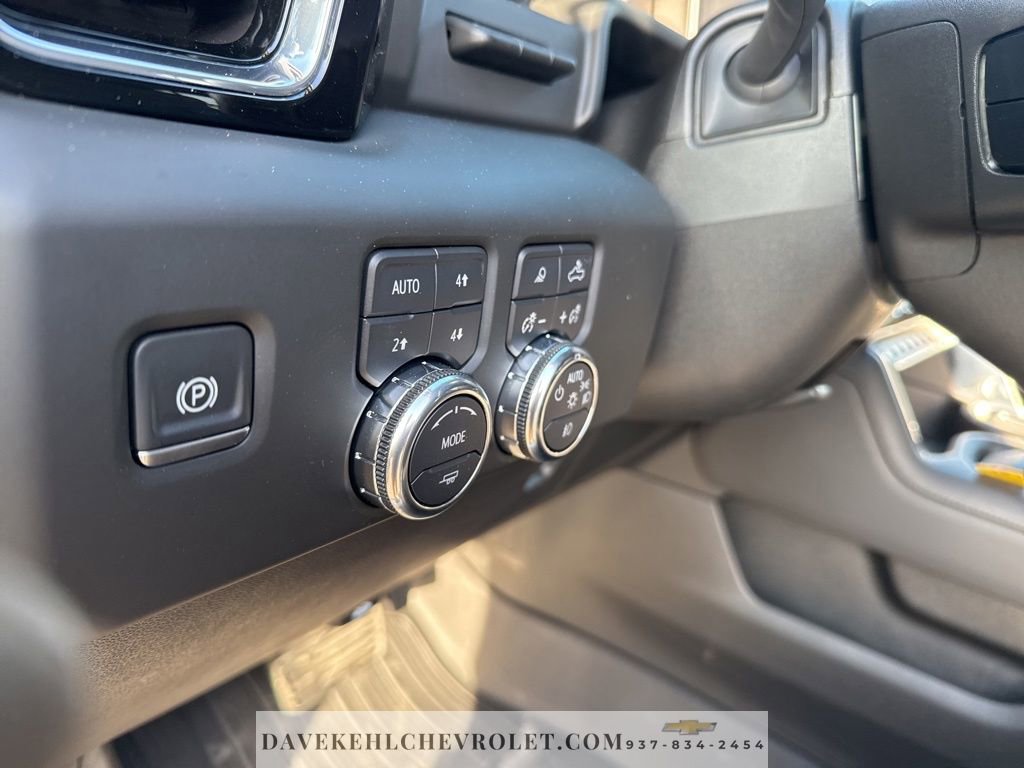 Used 2025 GMC Sierra 2500 Denali w/ Denali Reserve Package image 11