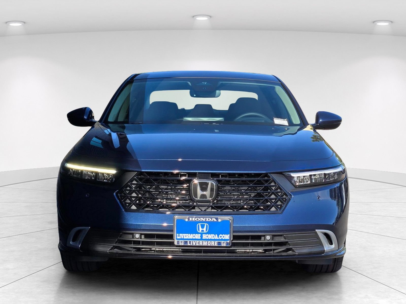New 2026 Honda Accord Touring image 2