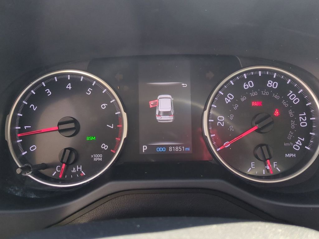 Used 2021 Toyota RAV4 XLE image 16