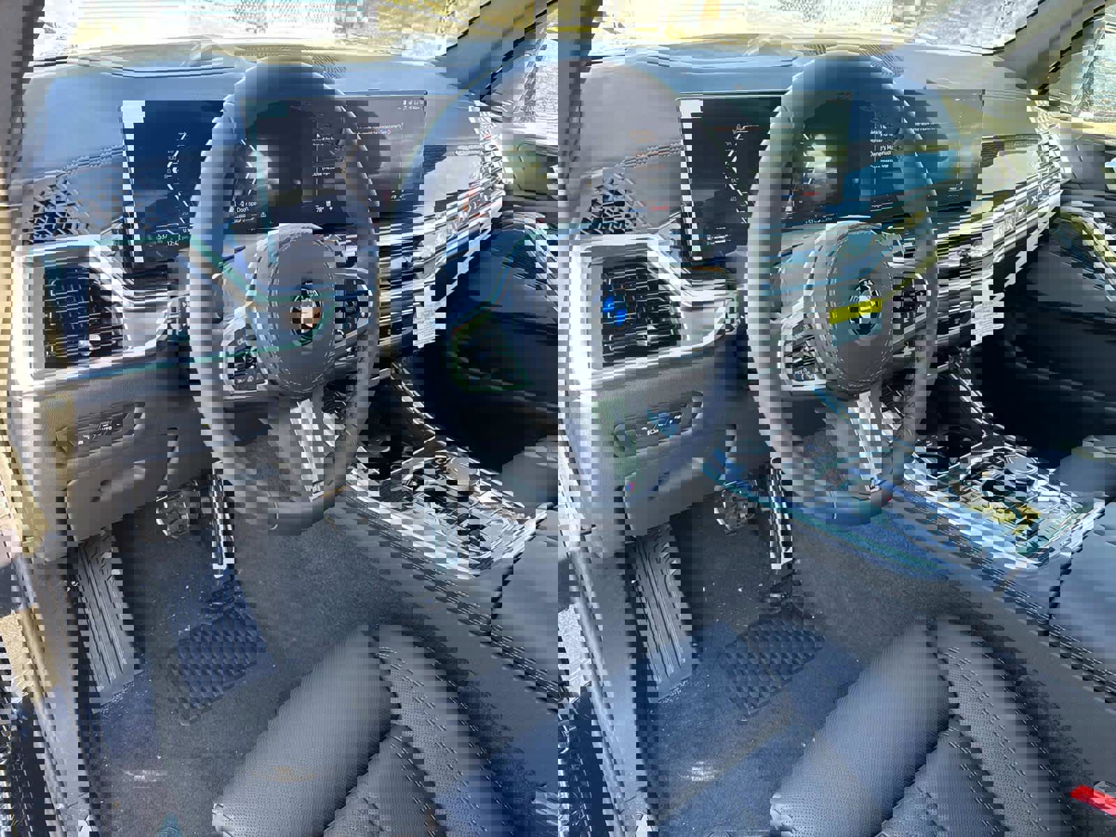 New 2026 BMW X5 xDrive40i w/ M Sport Package image 23