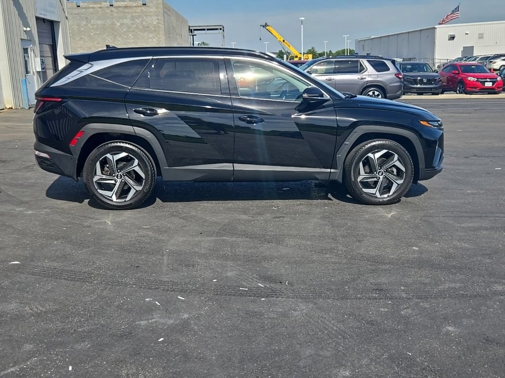 Used 2023 Hyundai Tucson Limited AWD/4WD image 10