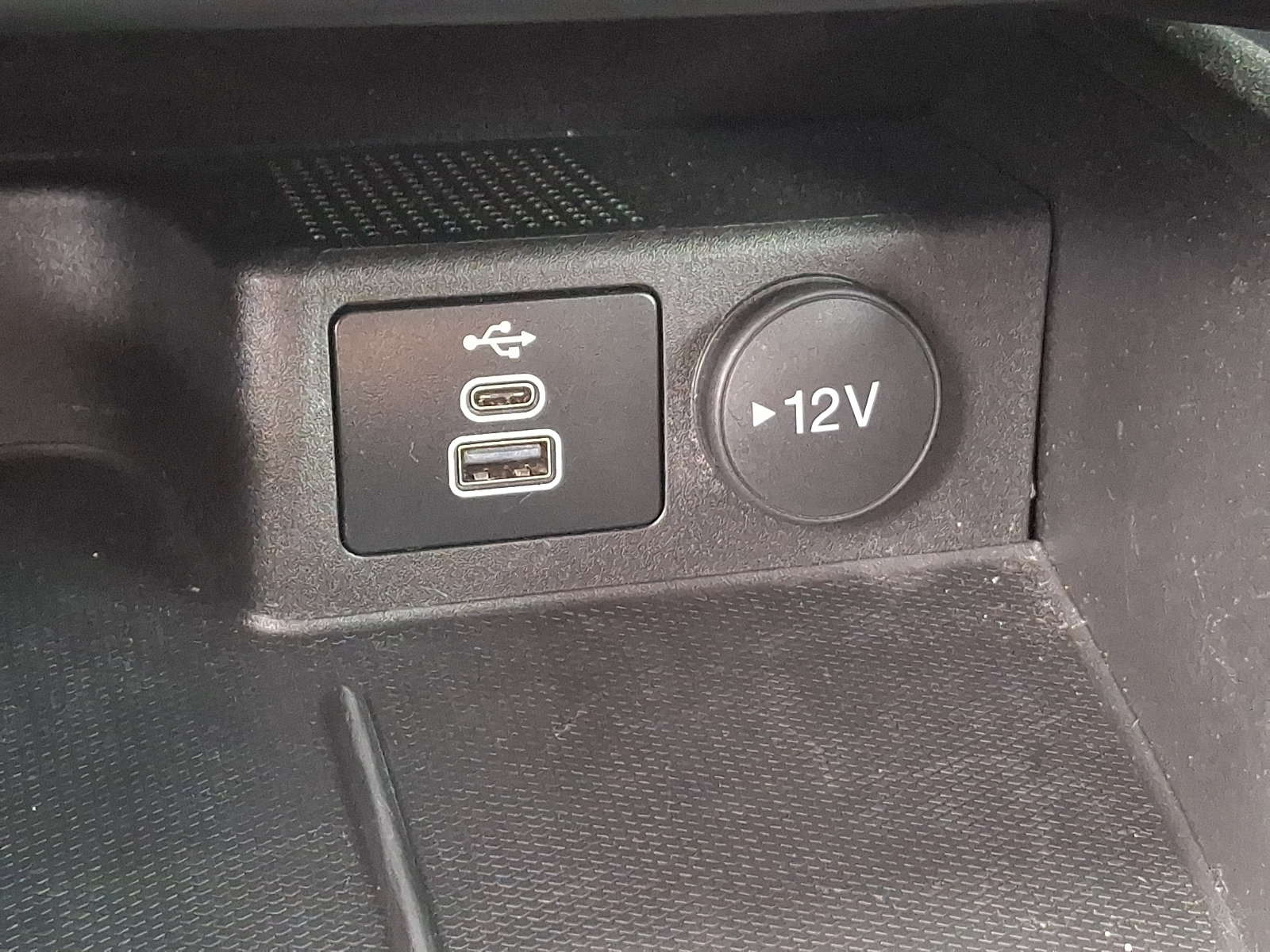 Used 2024 Ford Escape Active FWD image 25