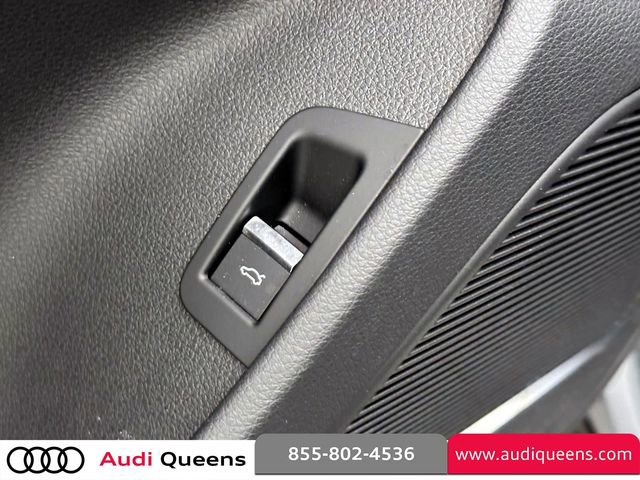 Used 2023 Audi Q7 2.0T Premium Plus w/ Premium Plus Package AWD/4WD image 19