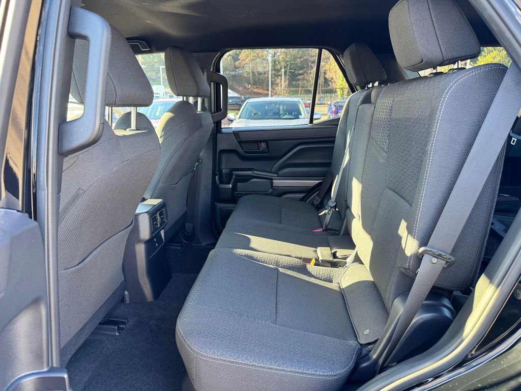 New 2025 Toyota 4Runner SR5 AWD/4WD image 15