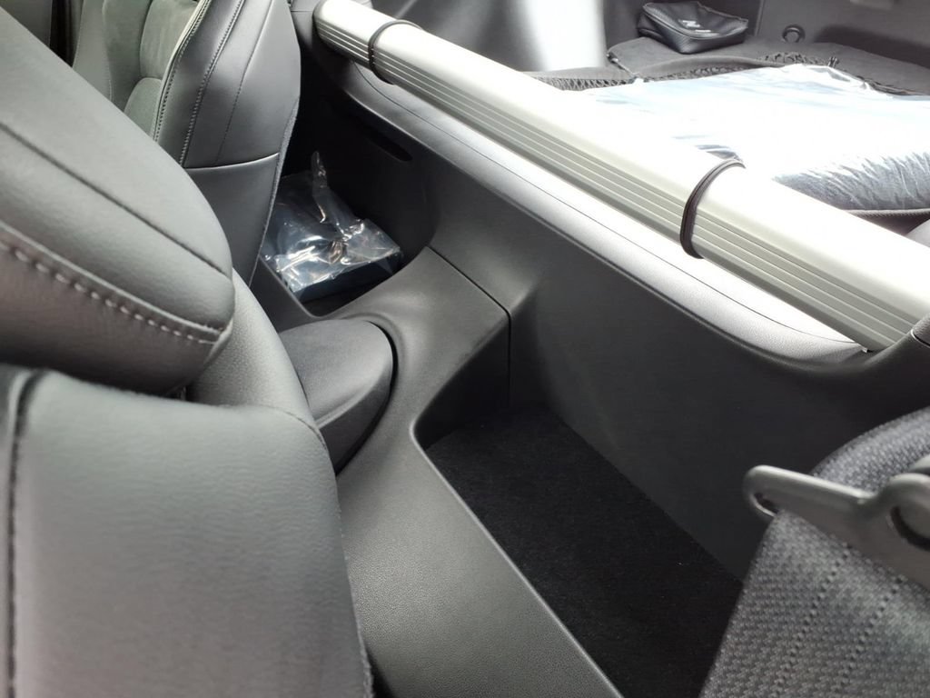 New 2026 Nissan Z Performance w/ Floor Mat Package RWD image 32