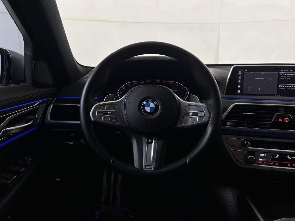 Used 2022 BMW 750i xDrive w/ M Sport Package AWD/4WD image 16