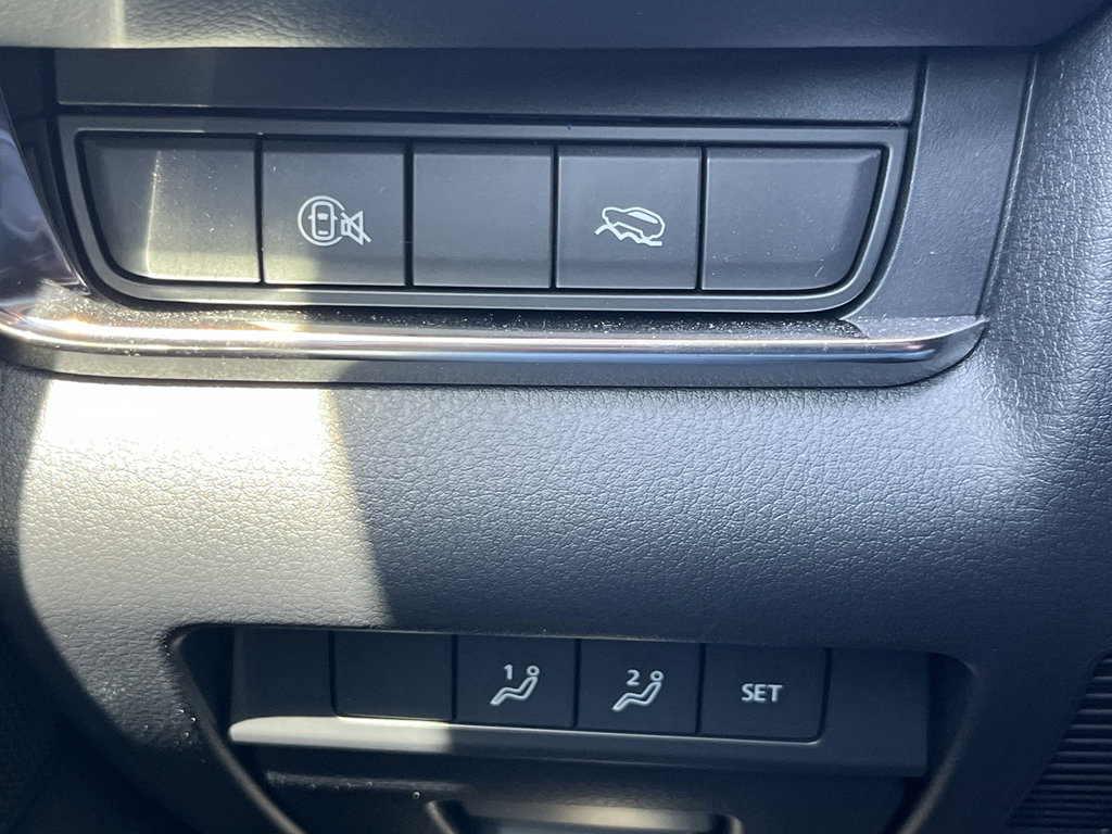 Certified 2025 MAZDA CX-30 AWD 2.5 S w/ Preferred Package image 11