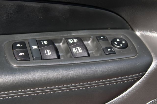 Used 2021 Jeep Grand Cherokee Laredo X image 9