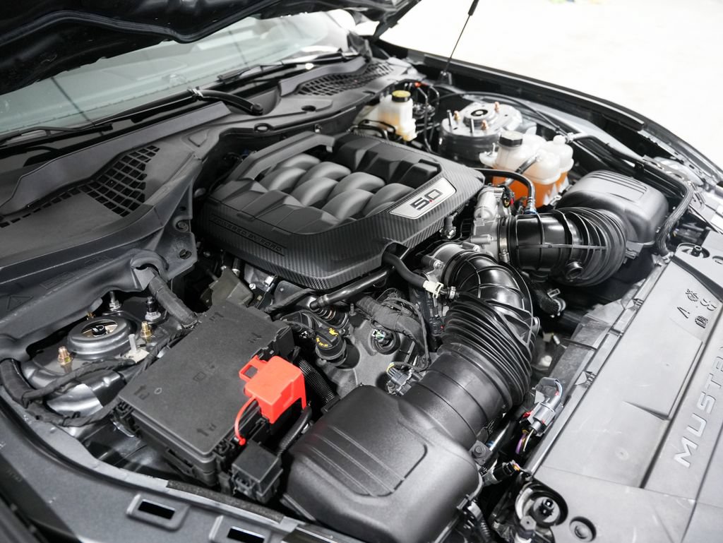 Used 2025 Ford Mustang GT Premium RWD image 37