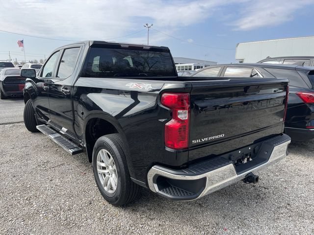 Used 2021 Chevrolet Silverado 1500 LT AWD/4WD image 5