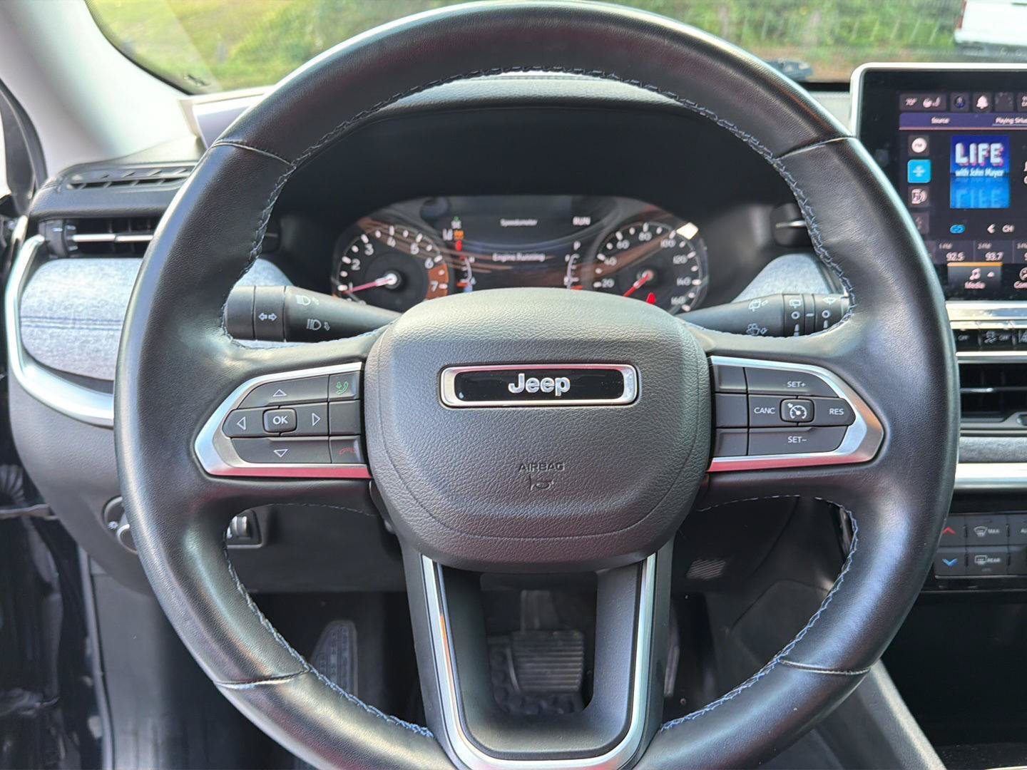 Used 2022 Jeep Compass Latitude w/ Convenience Group FWD image 19