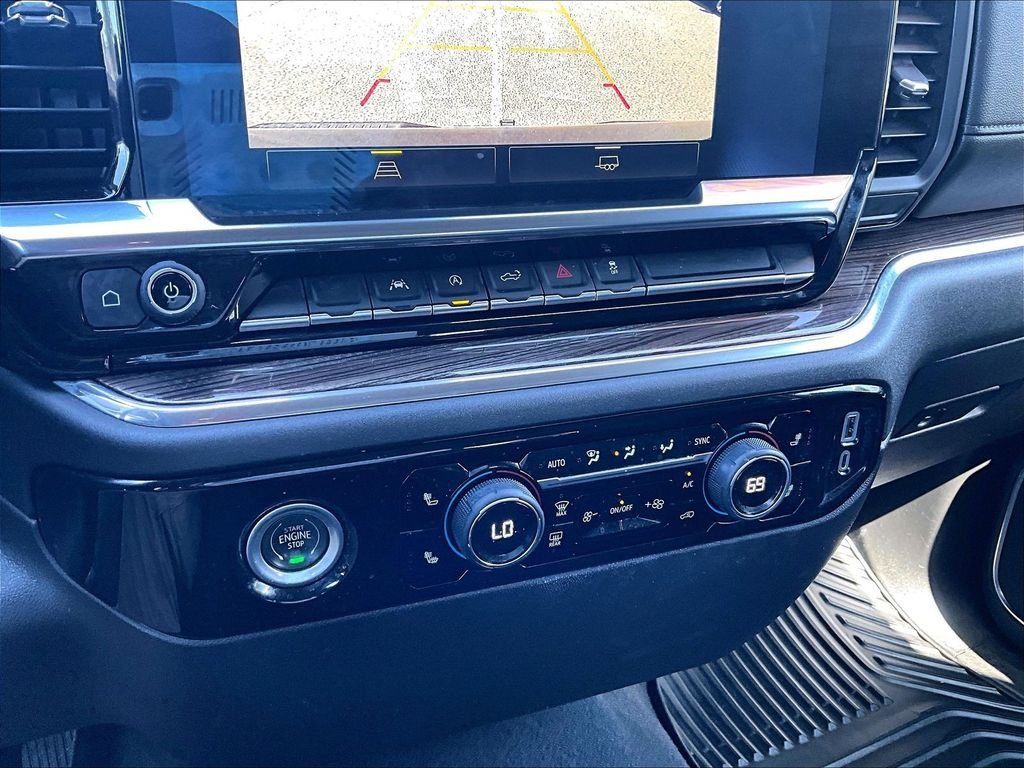 Used 2023 Chevrolet Silverado 1500 LT AWD/4WD image 26