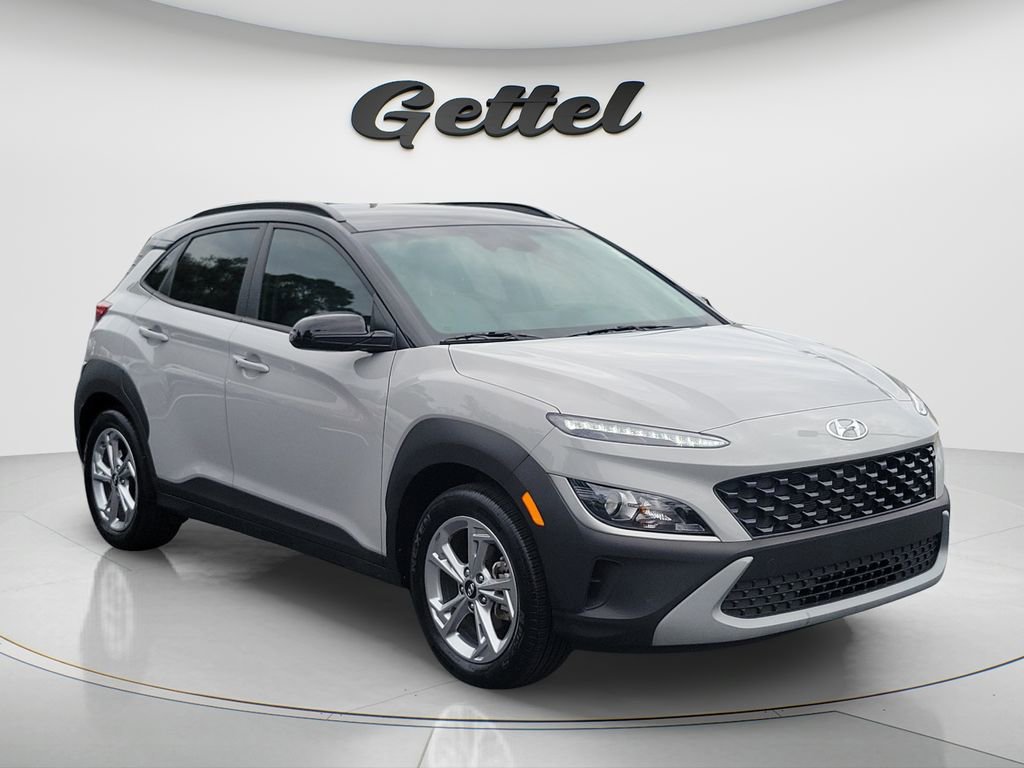 Certified 2023 Hyundai Kona SEL FWD image 3