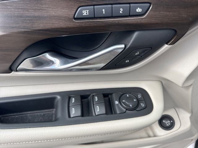 Used 2018 GMC Terrain Denali w/ Advanced Safety Package image 15
