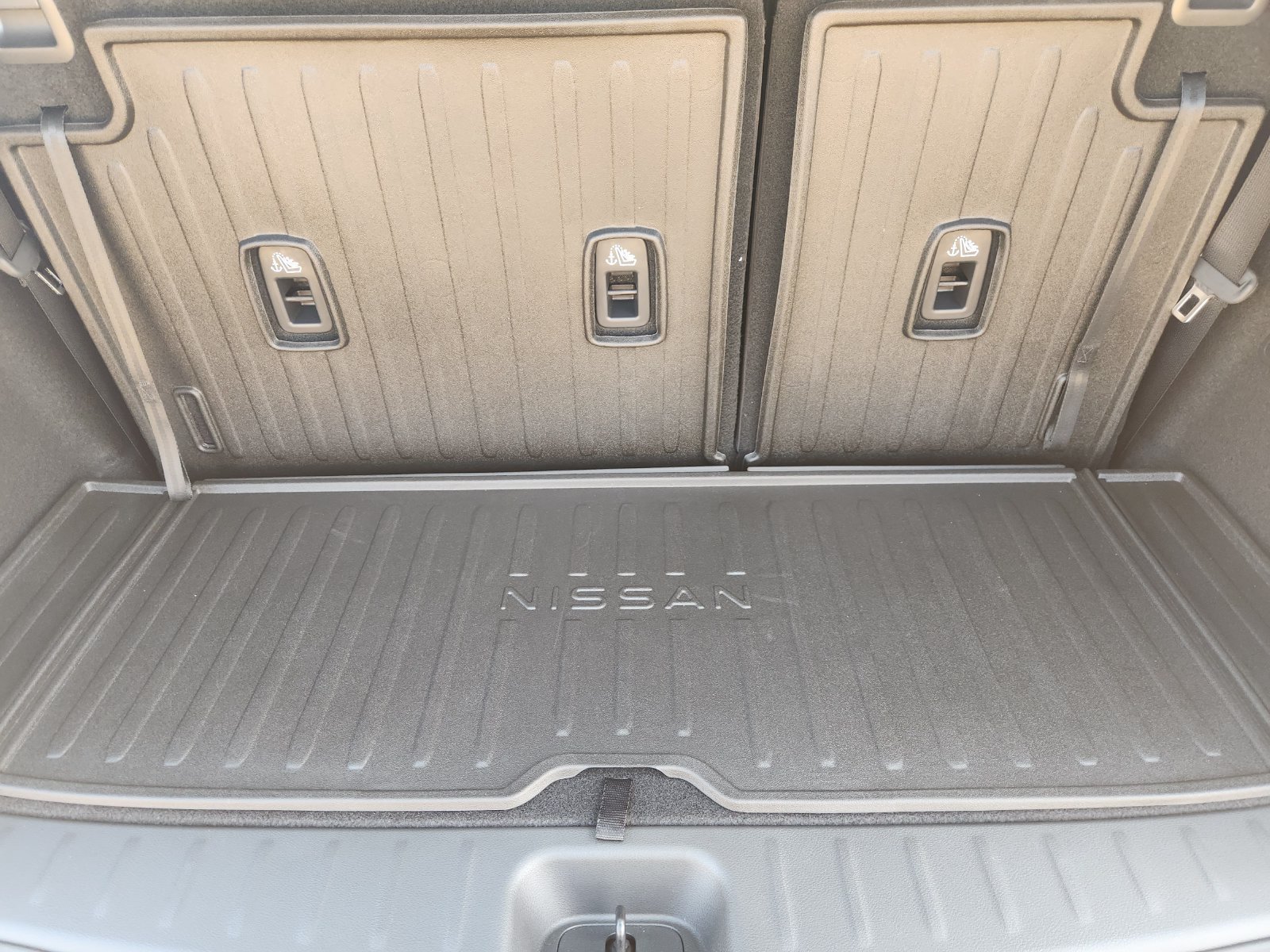 New 2026 Nissan Pathfinder SV FWD image 27