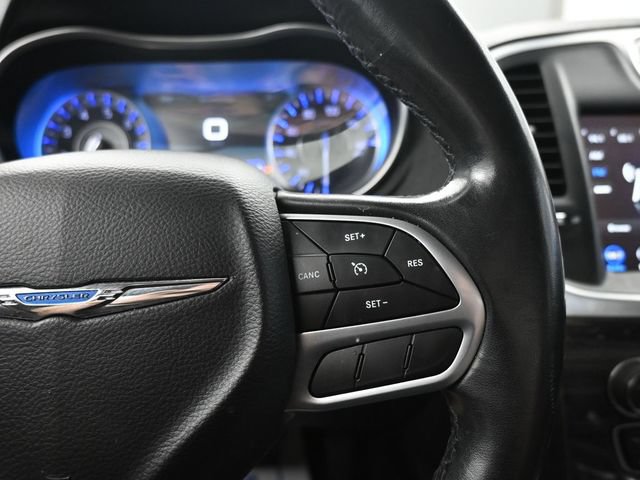 Used 2019 Chrysler 300 Touring w/ Sport Appearance Package RWD image 15