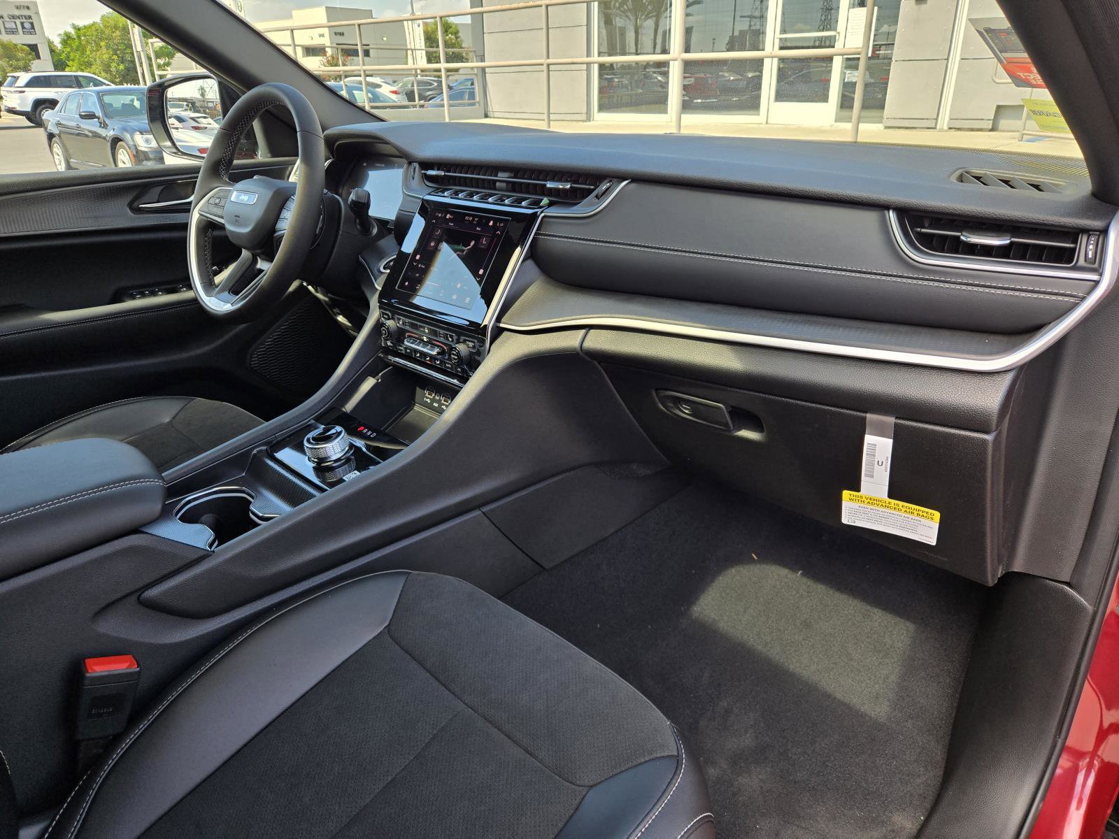 New 2025 Jeep Grand Cherokee L Altitude image 33