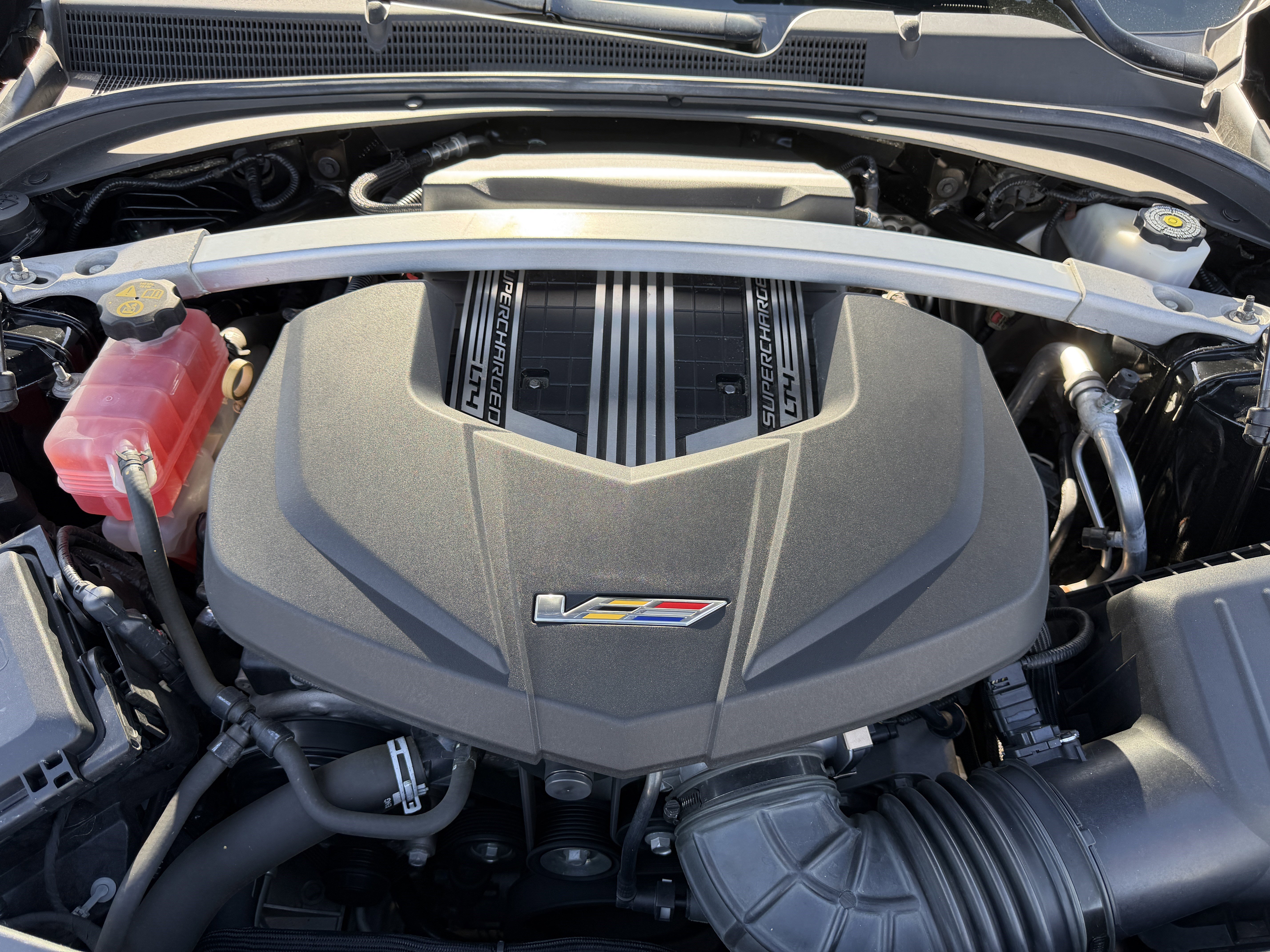 Used 2019 Cadillac CTS V w/ Luxury Package RWD image 29