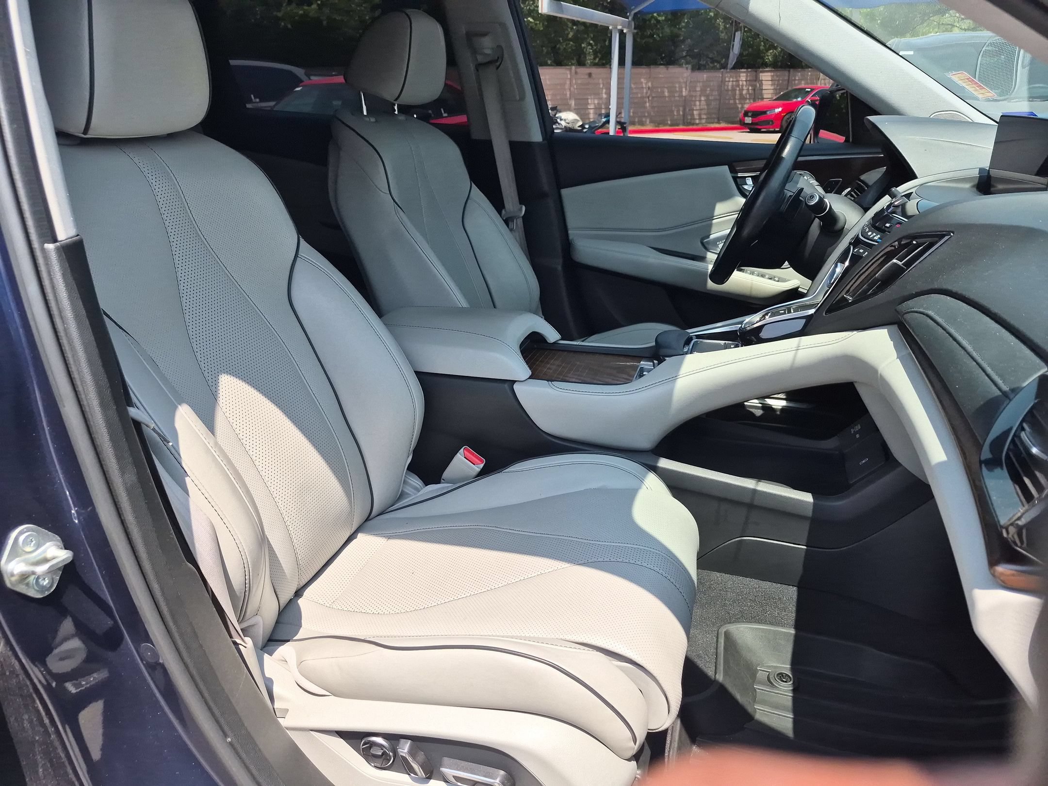Used 2019 Acura RDX w/ Advance Package AWD/4WD image 27