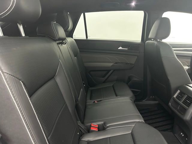 Used 2023 Volkswagen Atlas Cross Sport SEL image 39