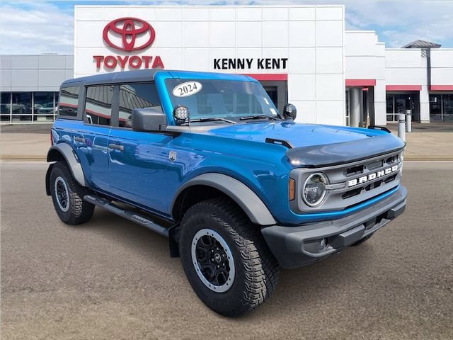 Used 2024 Ford Bronco Big Bend w/ Sasquatch Package AWD/4WD image 1