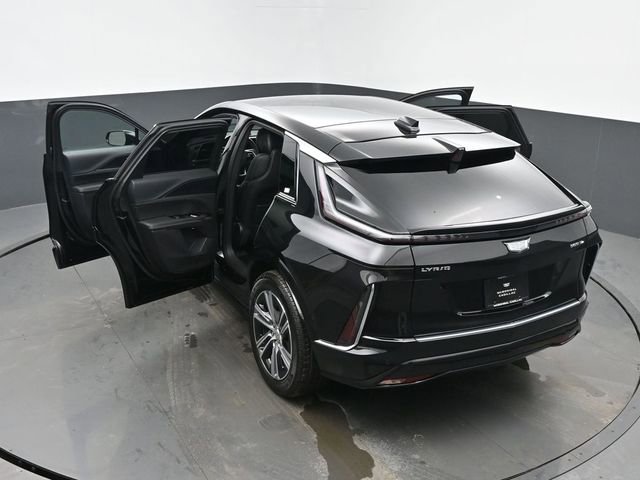 New 2026 Cadillac Lyriq Luxury image 59