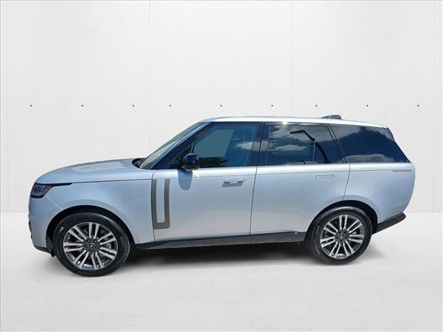 New 2025 Land Rover Range Rover SE image 8