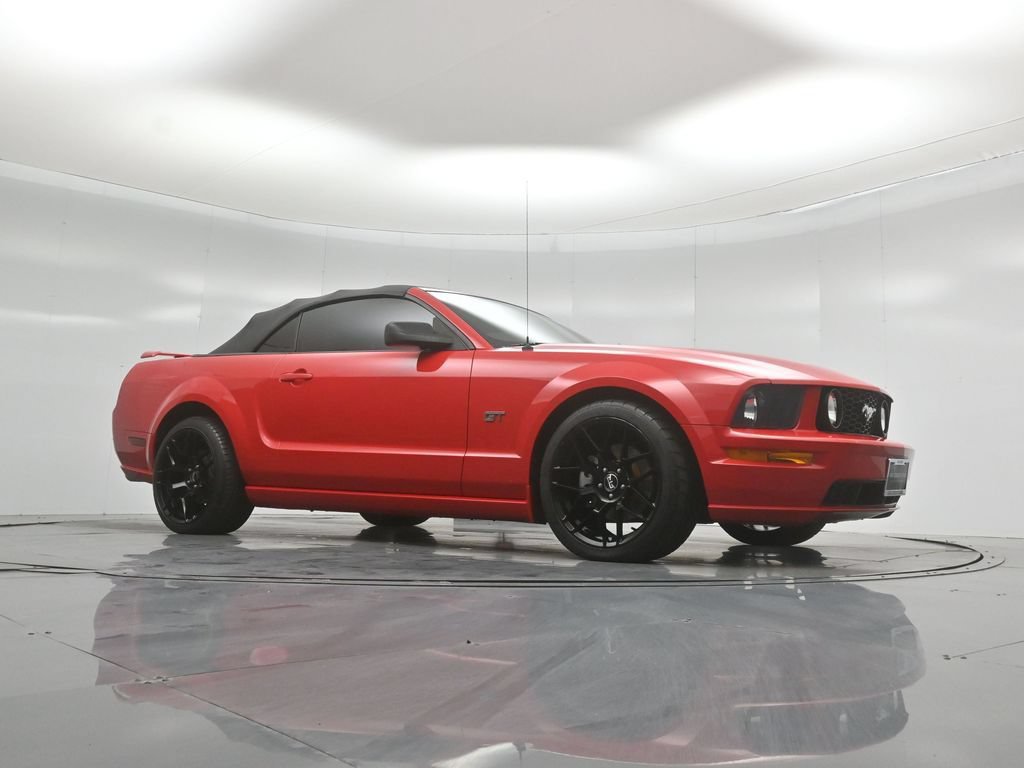 Used 2006 Ford Mustang GT Premium RWD image 2